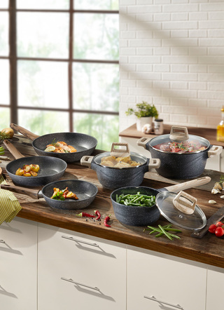 Töpfe & Pfannen - King Kochgeschirr mit  Antihaft-Keramikbeschichtung – Farbe SCHWARZ Töpfe & Pfannen - King Kochgeschirr mit  Antihaft-Keramikbeschichtung, in Farbe SCHWARZ, in Ausführung Pfannen-Set 3-teilig