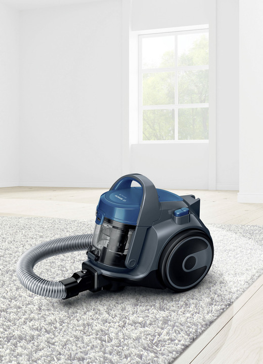 Mit Kabel - Beutelloser Bodenstaubsauger von Bosch, in Farbe BLAU Ansicht 1
