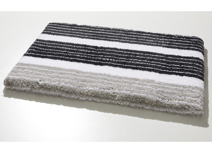 Badgarnituren - Badgarnitur in barfußweicher Qualität Ansicht 4 Badgarnituren - Badgarnitur in barfußweicher Qualität, in Größe 100 (Vorleger halbrund, 50/ 80 cm) bis 112 (WC-Deckelbezug, 47/ 50 cm), in Farbe ROT Ansicht 4