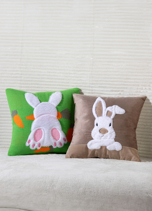 Dekokissen & Hüllen - Kissenbezug mit Hasenmotiven, in Farbe BUNT, in Ausführung Hase mit Karotten Ansicht 2