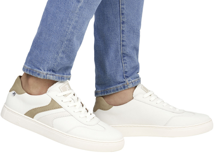 Slipper & Schnürschuhe - Rieker Sneaker aus weichem Nappaleder, in Größe 040 bis 047, in Farbe WEISS-CAMEL Ansicht 7