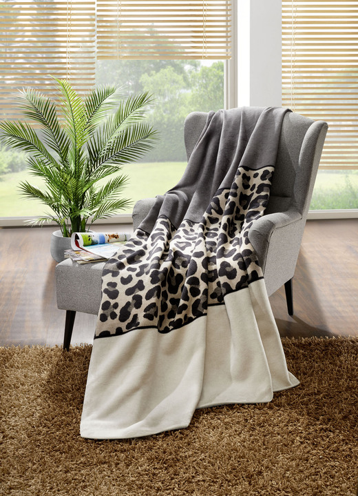 Decken - Schlafdecke im trendigen Leo-Dessin, in Farbe BRAUN-ANTHRAZIT-BEIGE