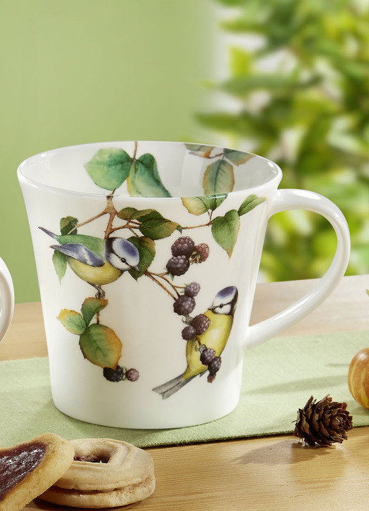 Wohnaccessoires - Henkelbecher aus Fine-Bone-China-Porzellan, in Farbe BUNT, in Ausführung Motiv Blaumeisen Ansicht 1
