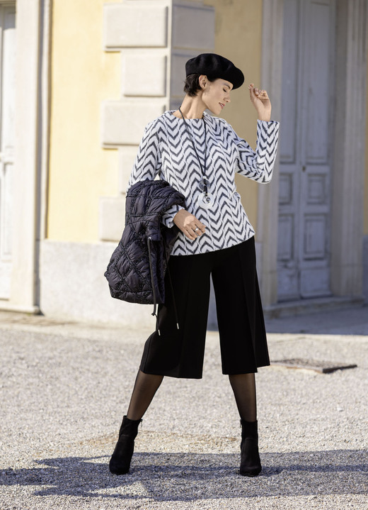 Laura Kent - Flauschige Shirt-Tunika von laurakent, in Größe 036 bis 052, in Farbe ECRU-SCHWARZ Ansicht 2