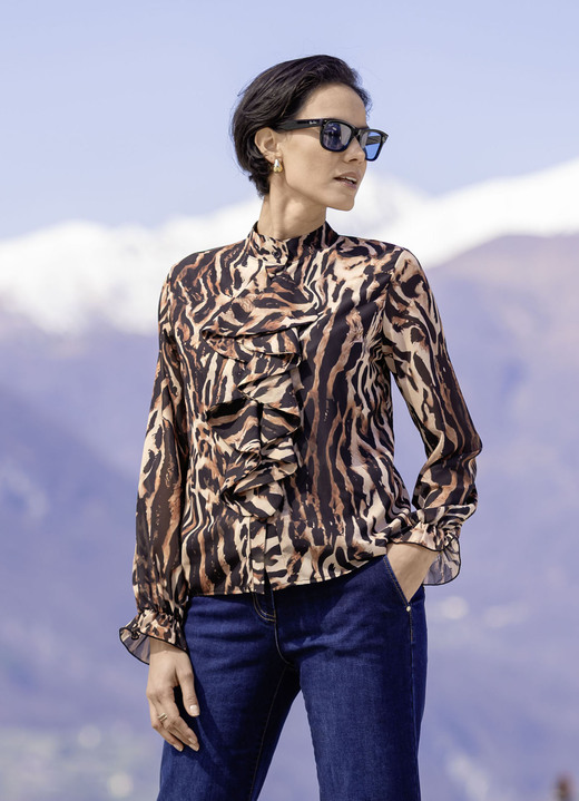 Blusen - Bluse mit verspielten Volants, in Größe 036 bis 052, in Farbe SCHWARZ-BRAUN-BEIGE Ansicht 2