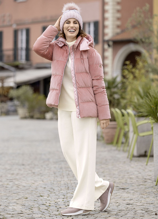 Hosen in Schlupfform - Hose in modischer Weite, in Größe 017 bis 052, in Farbe SCHWARZ Ansicht 7