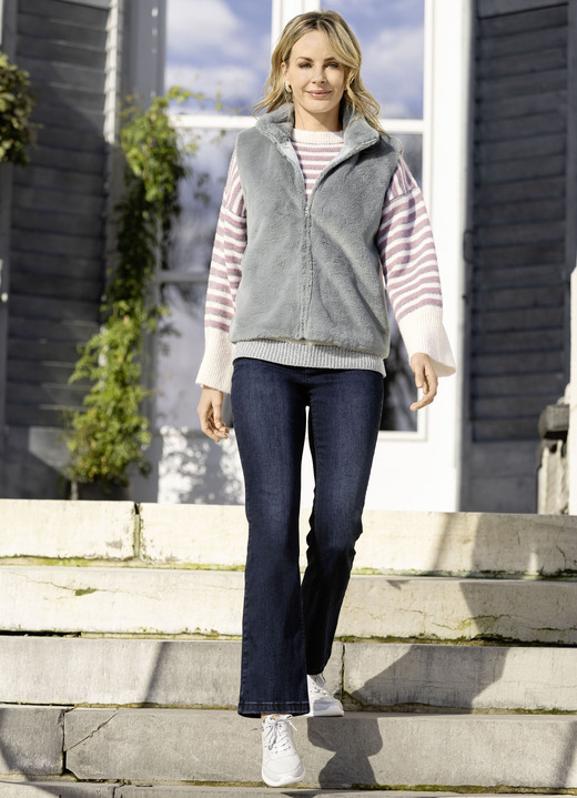 Hosen mit Knopf- und Reißverschluss - Jeans in 5-Pocket-Form, in Größe 017 bis 050, in Farbe SCHWARZ Ansicht 10