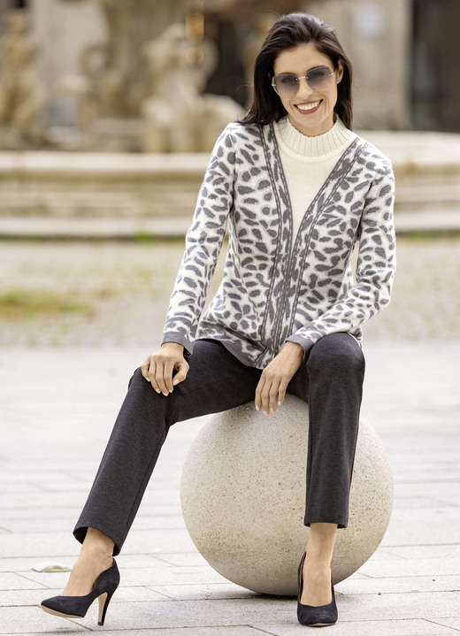 Hosen in Schlupfform - Hose in bequemer Schlupfform, in Größe 018 bis 052, in Farbe JEANSBLAU Ansicht 11