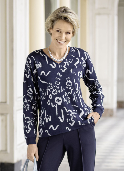 Pullover & Strickmode - Pullover in Jacquard-Dessin Ansicht 2 Pullover & Strickmode - Pullover in Jacquard-Dessin, in Größe 038 bis 054, in Farbe MARINE-WOLLWEISS Ansicht 2