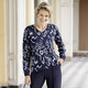 Pullover & Strickmode - Pullover in Jacquard-Dessin – Farbe MARINE-WOLLWEISS – Ansicht 2 Pullover & Strickmode - Pullover in Jacquard-Dessin, in Größe 038 bis 054, in Farbe MARINE-WOLLWEISS – Farbe MARINE-WOLLWEISS – Ansicht 2