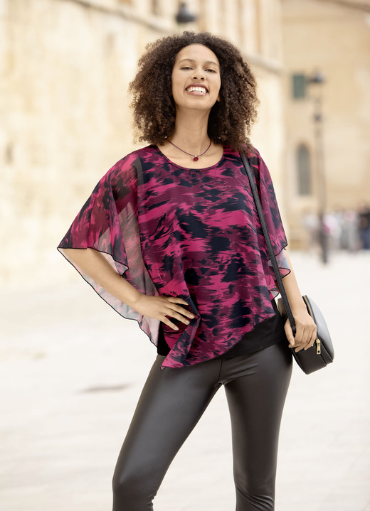 Tuniken - Poncho-Tunika mit eingearbeitetem Top, in Größe 036 bis 054, in Farbe SCHWARZ-BEERE-ROT Ansicht 3