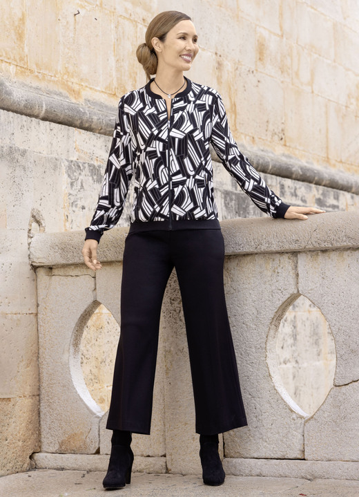 Blusen - Blusenjacke mit schwarzen Rippenbündchen, in Größe 036 bis 052, in Farbe SCHWARZ-WEISS-GRAU Ansicht 3