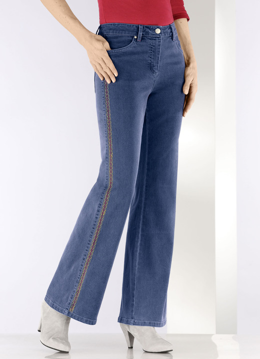 Hosen mit Knopf- und Reißverschluss - Jeans mit Ziersteppungen im Ethno-Stil, in Größe 017 bis 050, in Farbe GRAU Ansicht 6