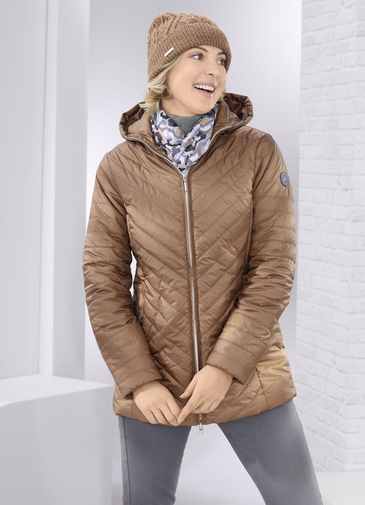 Winterjacken - Jacke mit abnehmbarer Kapuze Winterjacken - Jacke mit abnehmbarer Kapuze, in Größe 038 bis 054, in Farbe COGNAC