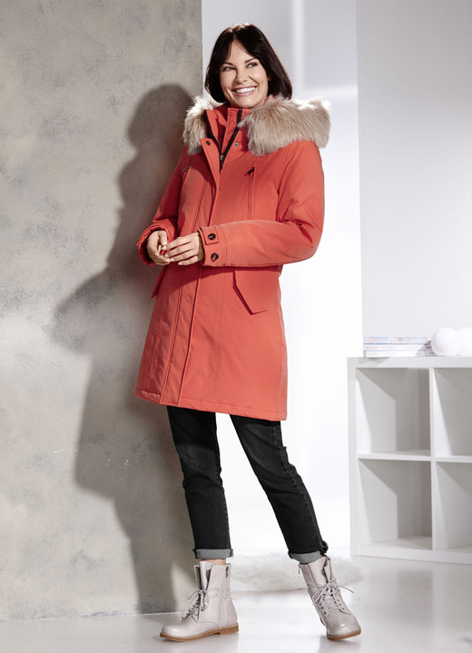 Wintermäntel - Kurzmantel mit größenverstellbarer Kapuze, in Größe L bis XL, in Farbe KORALLE Ansicht 2