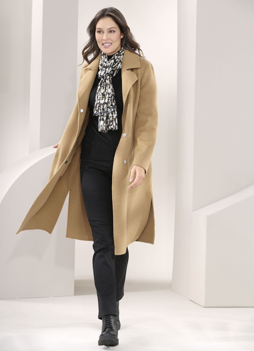 Wollmäntel - Mantel mit Gürtel und verdeckter Druckerleiste, in Größe 036 bis 052, in Farbe HELLBRAUN Ansicht 3