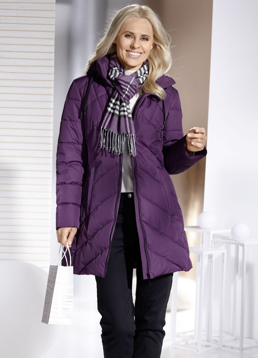 Kurz - Funktionsjacke mit abnehmbarer Kapuze Ansicht 3 Kurz - Funktionsjacke mit abnehmbarer Kapuze, in Größe 038 bis 060, in Farbe AMETHYST Ansicht 3