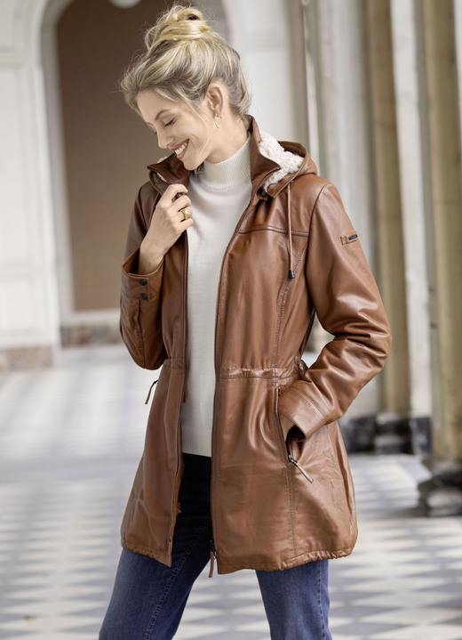 Ledermäntel - Lederkurzmantel von „Cabrini“, in Größe 036 bis 050, in Farbe COGNAC ANTIK Ansicht 2
