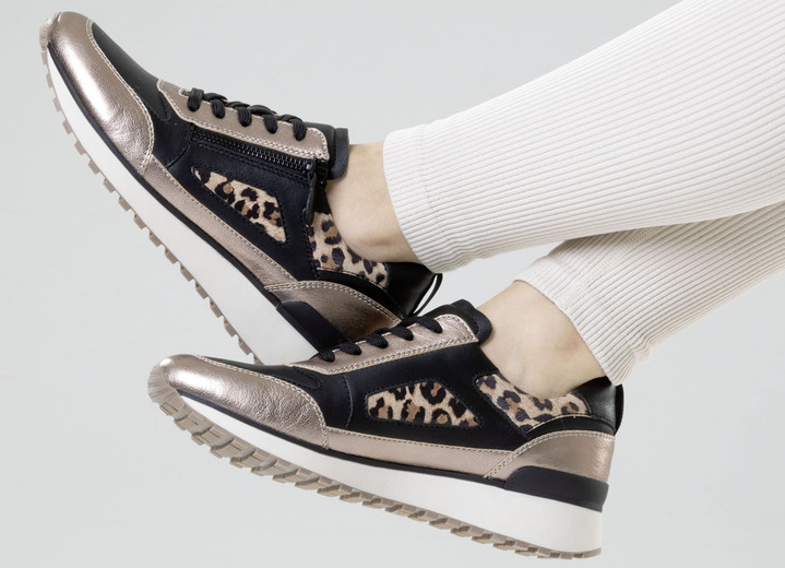 Slipper & Schnürschuhe - Caprice, trendige Damen-Sneaker, Weite G, mit herausnehmbarem Lederfußbett, in Größe 036 bis 042, in Farbe SCHWARZ-BRONZE Ansicht 5