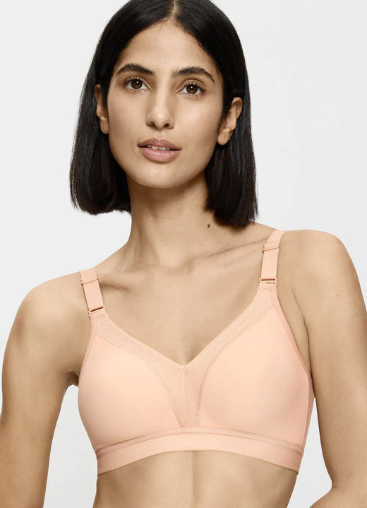 Soft-BH - Triumph Triaction Wellness Sport-BH für leichte Beanspruchung Ansicht 3 Soft-BH - Triumph Triaction Wellness Sport-BH für leichte Beanspruchung, in Größe 075 bis 095, in Cup D, in Farbe WEISS Ansicht 3