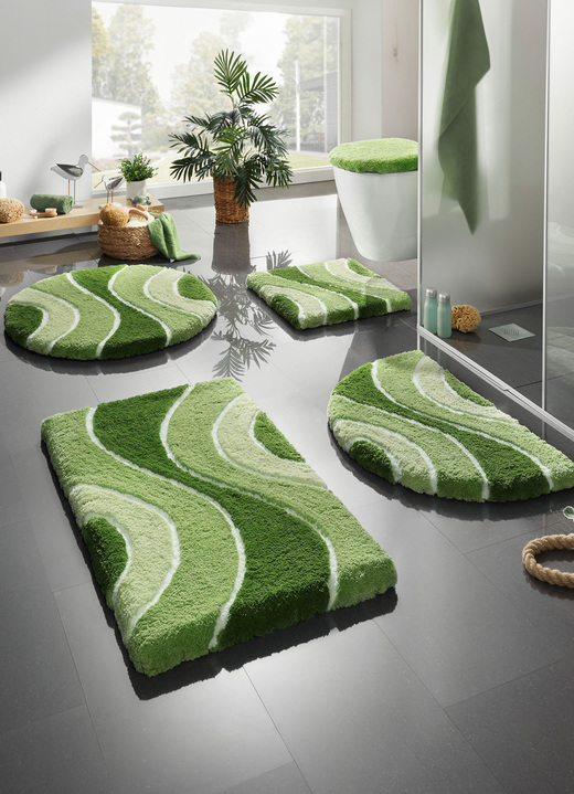 Badgarnituren - Herrlich weiche Badgarnitur, in Größe 100 (Vorleger halbrund, 50/ 80 cm) bis 112 (WC-Deckelbezug, 47/ 50 cm), in Farbe GRÜN Ansicht 2