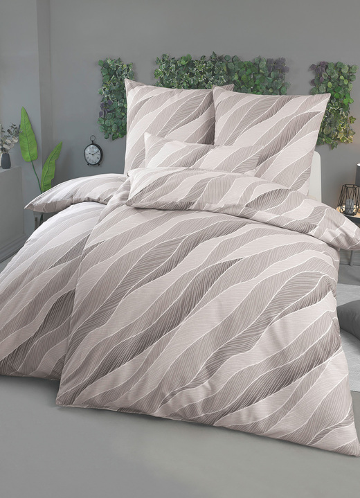 Bettwäschegarnituren - Bettwäsche-Garnitur in Flanell-Qualität, in Größe 111 (40/80 cm + 135/200 cm) bis 115 (80/80 cm + 155/220 cm), in Farbe BRAUN Ansicht 1
