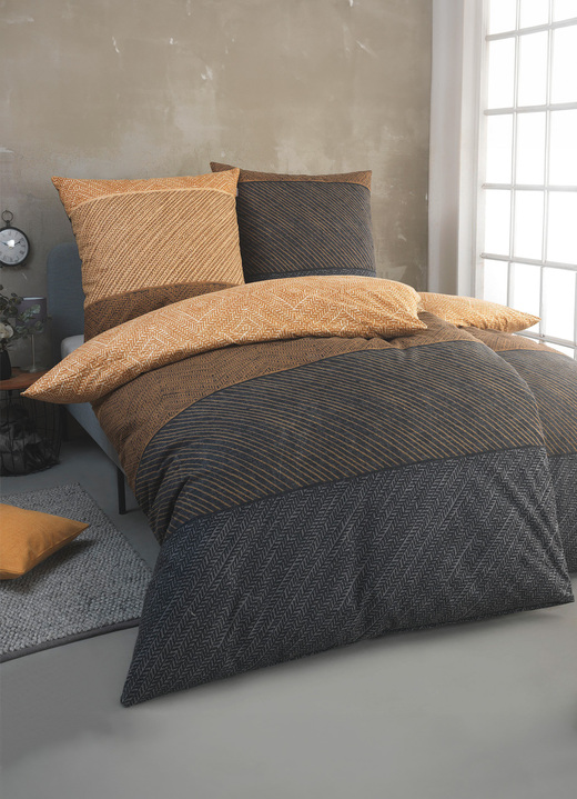 Irisette - Kuschelweiche Bettwäsche-Garnitur aus Baumwolle, in Größe 112 (80/80 cm + 135/200 cm) bis 115 (80/80 cm + 155/220 cm), in Farbe BEIGE-GRAU Ansicht 1