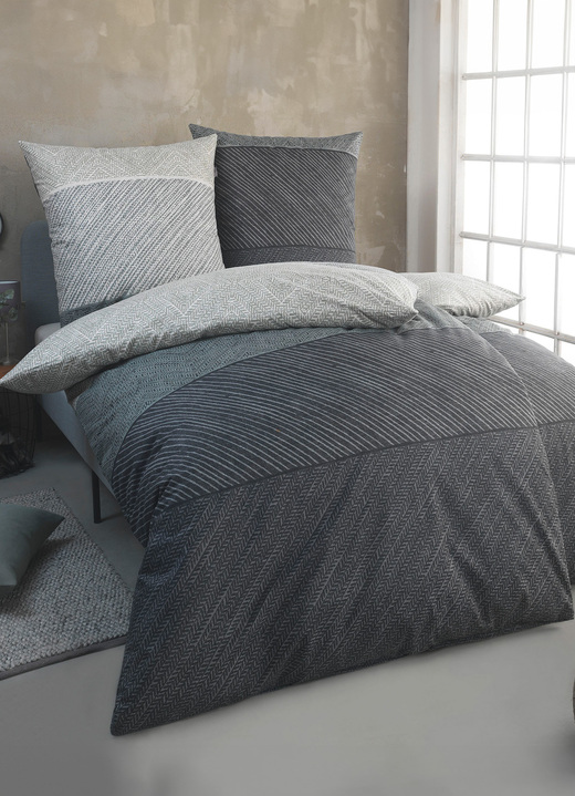 Irisette - Kuschelweiche Bettwäsche-Garnitur aus Baumwolle, in Größe 112 (80/80 cm + 135/200 cm) bis 115 (80/80 cm + 155/220 cm), in Farbe GRÜN-GRAU Ansicht 1