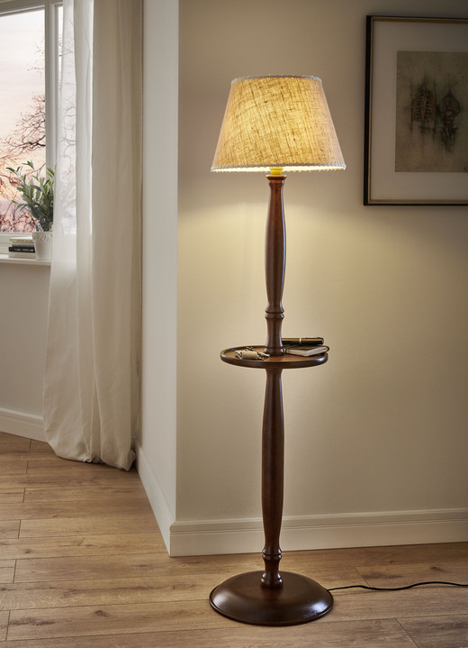 Stehleuchten - Leuchten im klassischen Stil, in Farbe NUSSBAUM, in Ausführung Stehleuchte Ansicht 1