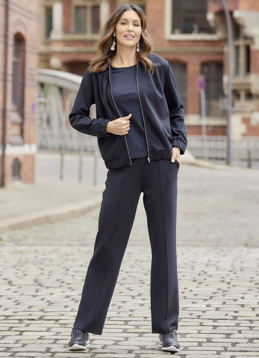 Hosen in Schlupfform - Hose mit abgesteppten Biesen , in Größe 018 bis 052, in Farbe SAND Ansicht 7