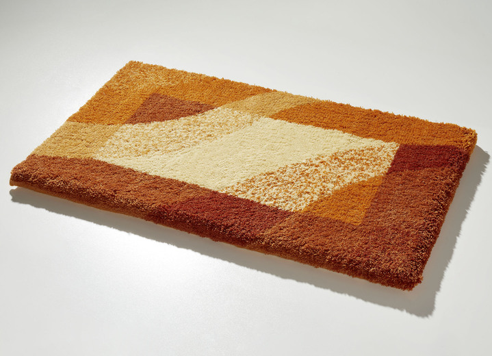 Grund - Supersoft Badgarnitur von Grund, in Größe 100 (Vorleger halbrund, 50/ 80 cm) bis 112 (WC-Deckelbezug, 47/ 50 cm), in Farbe TERRA Ansicht 1