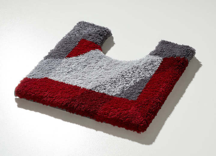 Grund - Supersoft Badgarnitur von Grund, in Größe 100 (Vorleger halbrund, 50/ 80 cm) bis 112 (WC-Deckelbezug, 47/ 50 cm), in Farbe GRAU-ROT Ansicht 1