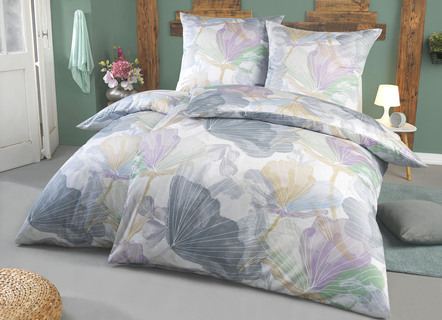 Bettwäschegarnituren - Beidseitig bedruckte Bettwäsche-Garnitur in Mako-Satin-Qualität, in Größe 112 (80/80 cm + 135/200 cm) bis 115 (80/80 cm + 155/220 cm), in Farbe BLAU-BUNT