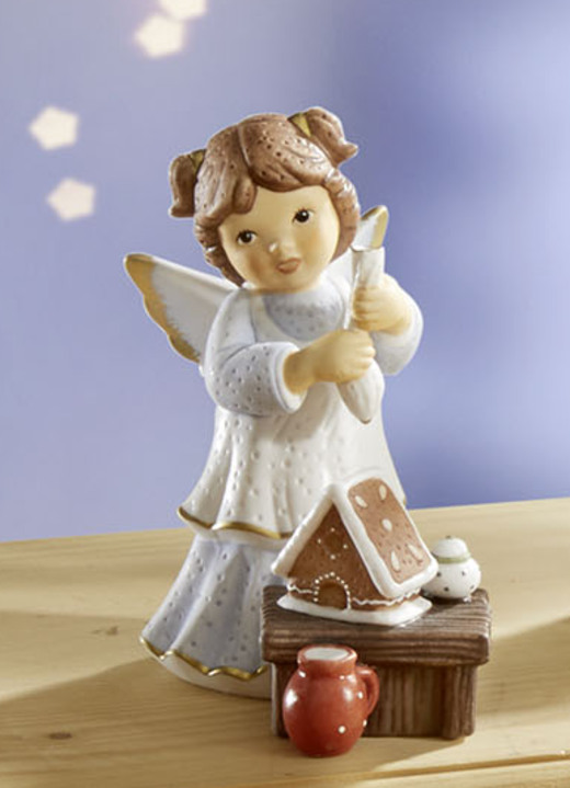 Goebel-Figuren - Szene Lebkuchenbäckerei aus der Nina & Marco-Serie Ansicht 12 Goebel-Figuren - Szene Lebkuchenbäckerei aus der Nina & Marco-Serie, in Farbe BLAU, in Ausführung Engel mit Waage Ansicht 12