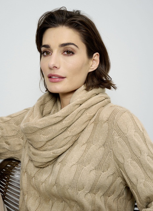 Damenmode - Pullover mit Loop und mit Kaschmir, in Größe 038 bis 052, in Farbe CAMEL Ansicht 2