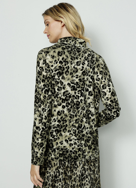 Langarm - Rollkragenshirt, in Größe 038 bis 052, in Farbe MOOSGRÜN-SCHWARZ Ansicht 1