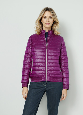 Steppjacke mit Reißverschlusstaschen