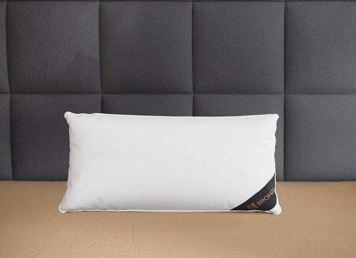 Bettwaren - In Deutschland hergestelltes Daunenprogramm aus dem Hause Spessarttraum Ansicht 36 Bettwaren - In Deutschland hergestelltes Daunenprogramm aus dem Hause Spessarttraum, in Größe 103 (135/200 cm) bis 121 (40/ 80 cm), in Farbe , in Ausführung Blue Kissen Ansicht 36