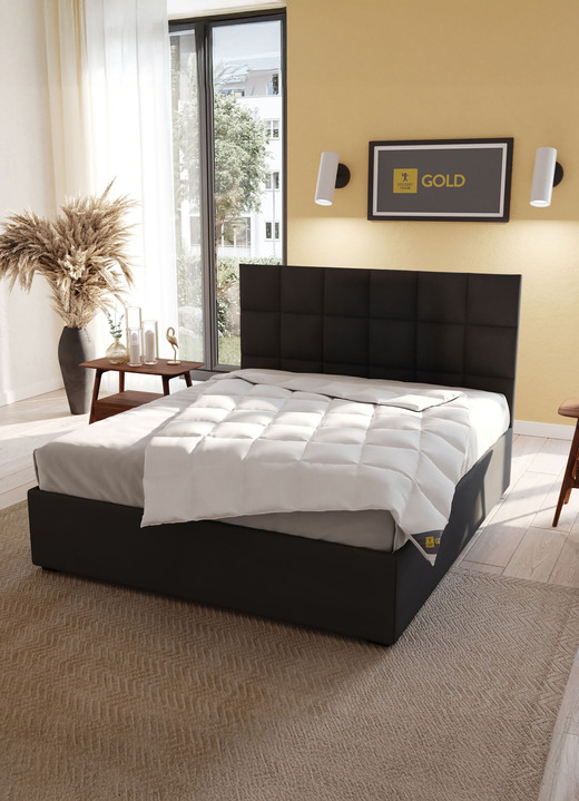 Bettwaren - In Deutschland hergestelltes Daunenprogramm aus dem Hause Spessarttraum Ansicht 16 Bettwaren - In Deutschland hergestelltes Daunenprogramm aus dem Hause Spessarttraum, in Größe 103 (135/200 cm) bis 121 (40/ 80 cm), in Farbe , in Ausführung Blue Kissen Ansicht 16