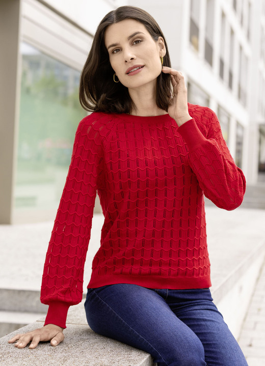 Basics - Pullover mit Raglanärmeln in leichter Ballonform, in Größe 036 bis 052, in Farbe ROT Ansicht 2