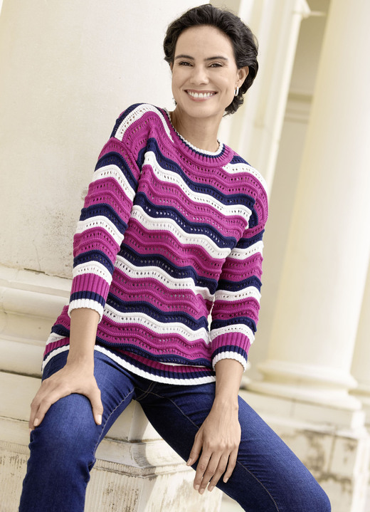 Pullover - Pullover mit Wellen-Ringeldessin, in Größe 038 bis 054, in Farbe MAGENTA-MARINE-WEISS Ansicht 2