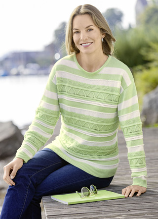 Pullover mit Alloverringeln