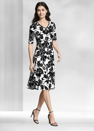 Kleid in Schlupfform