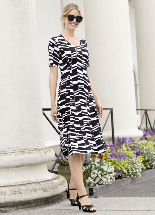 Kleider - Kleid in Schlupfform, in Größe 036 bis 054, in Farbe SCHWARZ-WEISS Ansicht 3