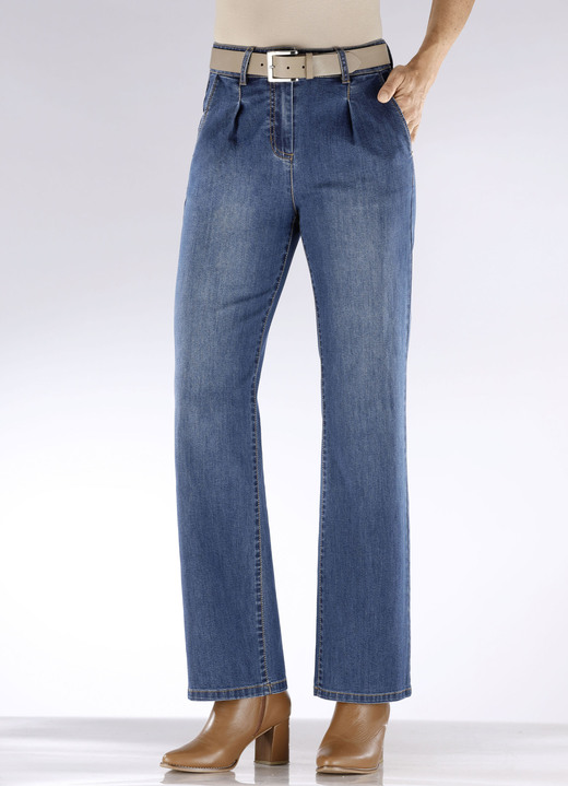 Hosen mit Knopf- und Reißverschluss - Jeans mit Bundfalten , in Größe 017 bis 050, in Farbe HELLBLAU Ansicht 6