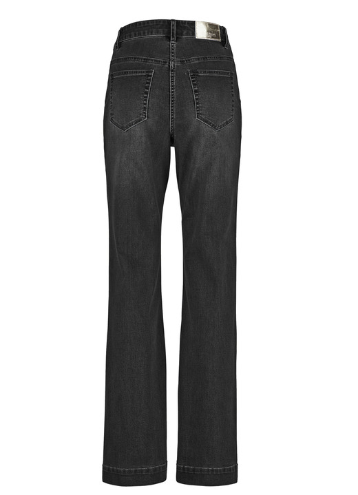 Hosen mit Knopf- und Reißverschluss - Jeans mit trendigen Zierknöpfen, in Größe 018 bis 052, in Farbe JEANSBLAU Ansicht 5