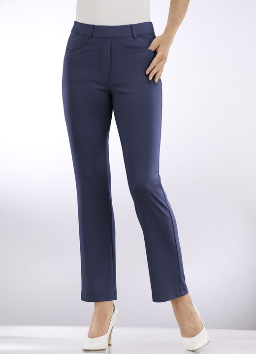 Hosen mit Knopf- und Reißverschluss - Hose in attraktiver Beinweite, in Größe 018 bis 052, in Farbe HELLBLAU Ansicht 6