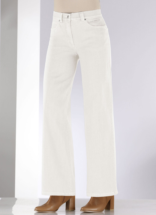 Hosen mit Knopf- und Reißverschluss - Jeans mit dezenter Strasszier, in Größe 018 bis 052, in Farbe JEANSBLAU Ansicht 8