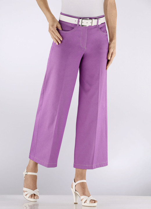 culotten - Culotte mit modisch weitem Bein , in Größe 018 bis 052, in Farbe LILA Ansicht 3