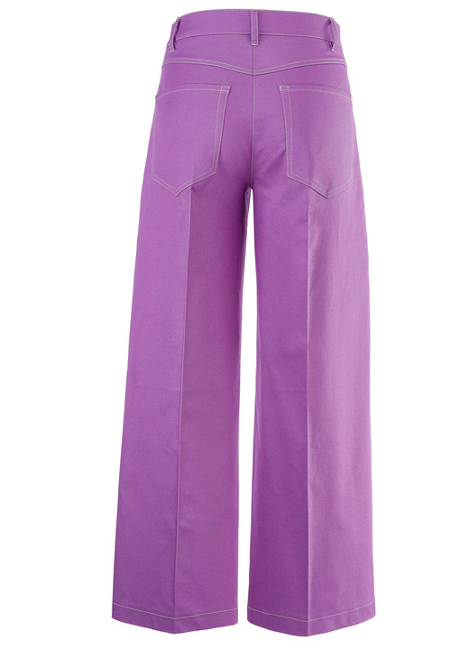 culotten - Culotte mit modisch weitem Bein , in Größe 018 bis 052, in Farbe LILA Ansicht 2